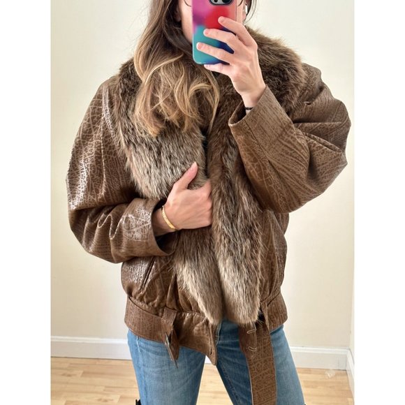 Vintage 1980s Flemington Furs Oversized Leather and Fur Winter Coat - Picture 6 of 12
